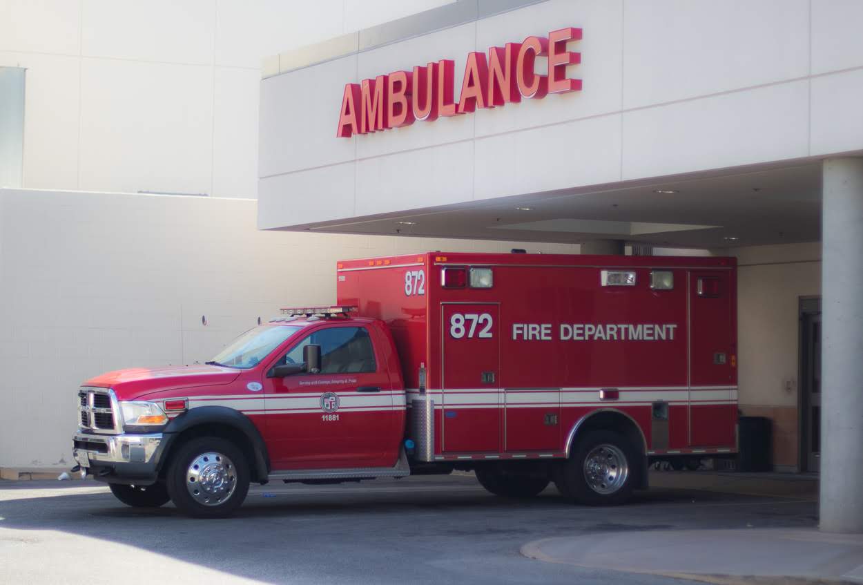Cypress, CA - Two Drivers Collide on SR 57 at Orangewood Ave, Causing Injuries