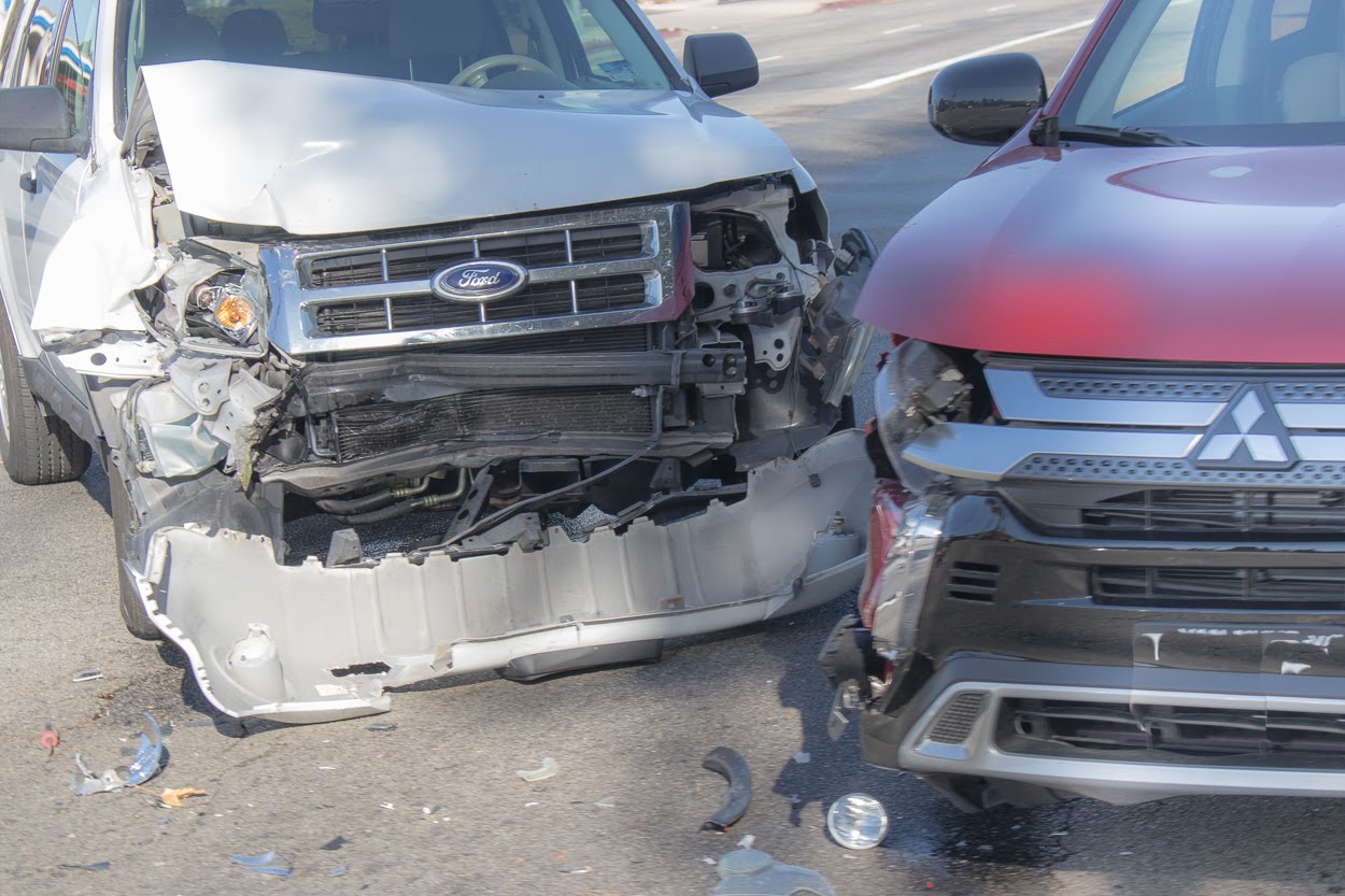 Santa Ana, CA - Auto Accident on SR 91 Near Yorba Linda Blvd Injures Victims